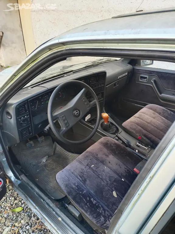 Opel Rekord - fotka 6
