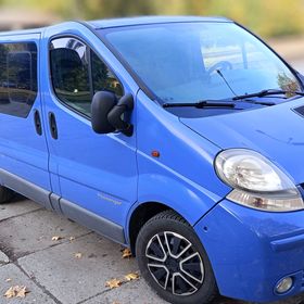 Obrázek k inzerátu: Renault TRAFIC Passenger