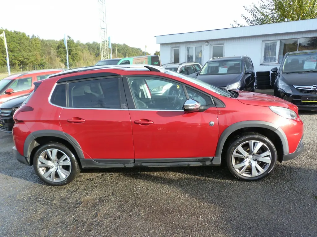Peugeot 2008, 1.2 PureTech Crossway 81 kw - fotka 4