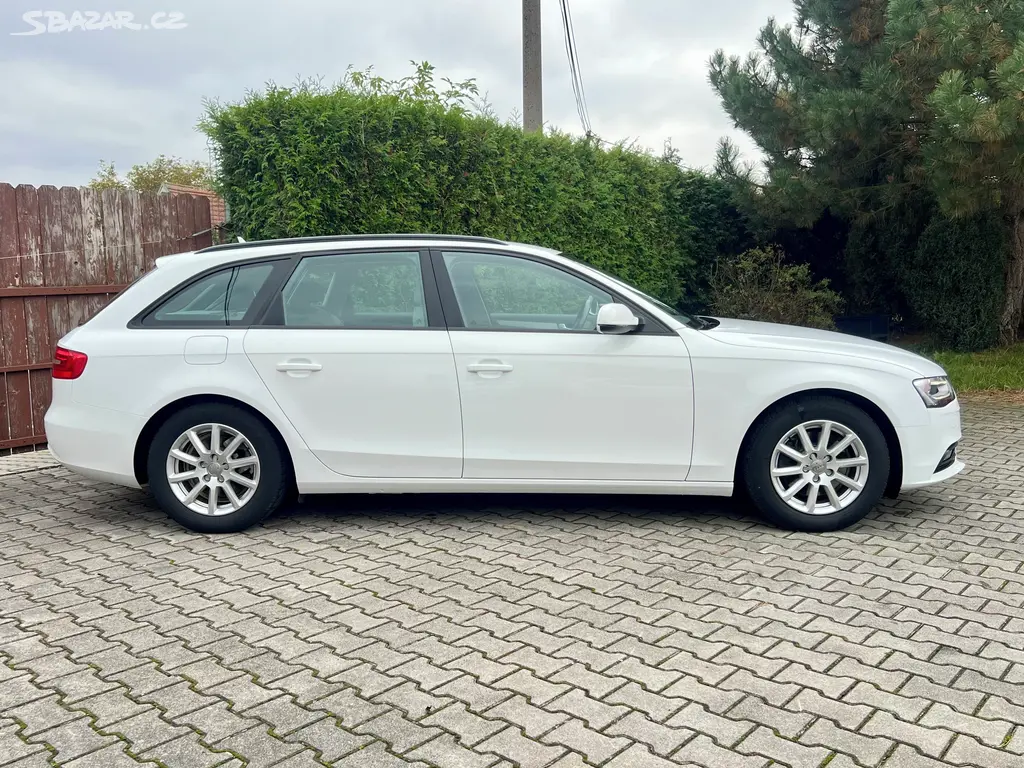 Audi A4 2,0 TDi KLIMA / NAVI / 2015 - fotka 6
