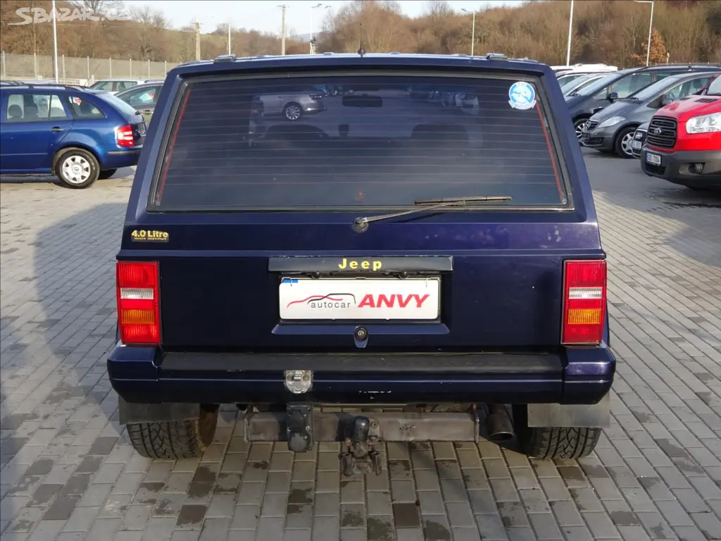 Jeep Cherokee, 4,0 XJ;LPG;KŮŽE;AUTOMAT,TAŽNÉ - fotka 6