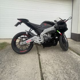 Obrázek k inzerátu: Aprilia rs4 125