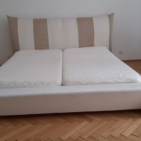 Obrázek k inzerátu: Manželská postel 180x200 i s matracemi, doprava