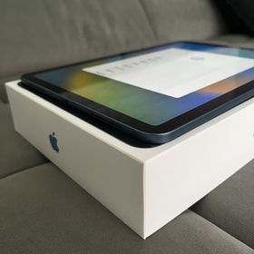 Obrázek k inzerátu: Apple iPad Air 5 generace 2022 256GB Wi-Fi