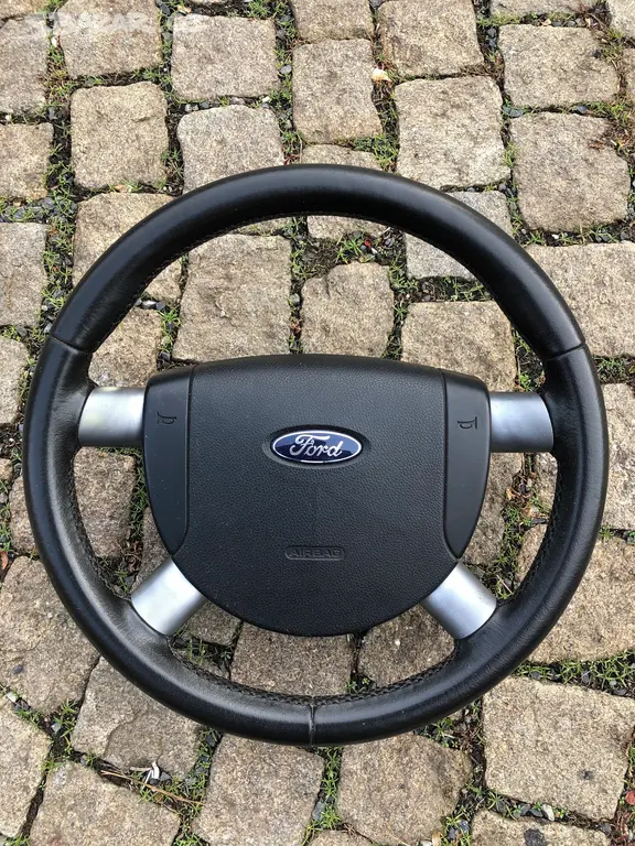 Náhled: Kožený volant Ford Mondeo mk3