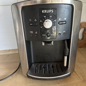 Obrázek k inzerátu: Automatický kávovar KRUPS EA 8010