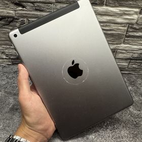 Obrázek k inzerátu: iPad 6 2018 32GB Space Gray se SIM