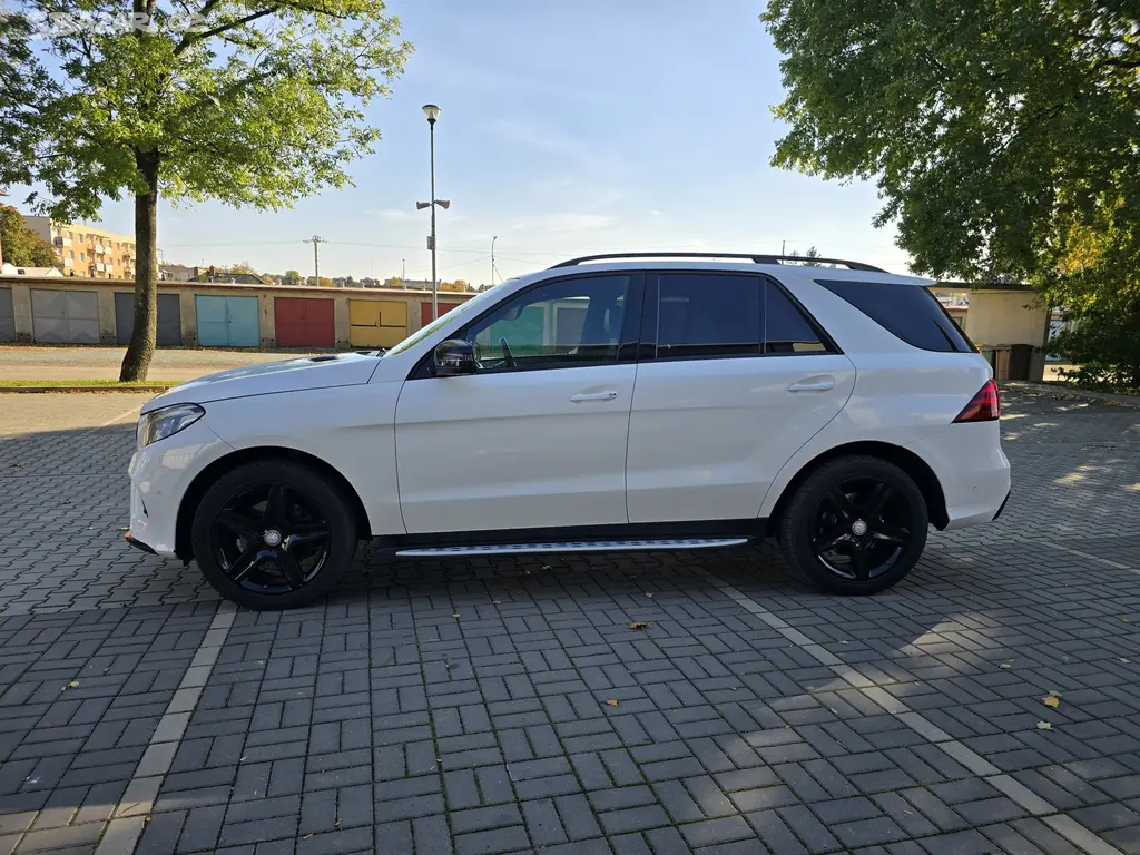 Mercedes-Benz GLE 350 AMG-2016-9G TRONIC 159 TKM - fotka 4