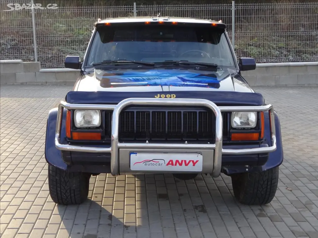 Jeep Cherokee, 4,0 XJ;LPG;KŮŽE;AUTOMAT,TAŽNÉ - fotka 2