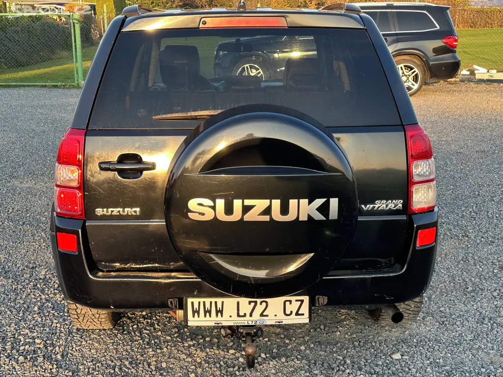 Suzuki Grand Vitara 2.0 benzín 4x4 plně pojízdné - fotka 3