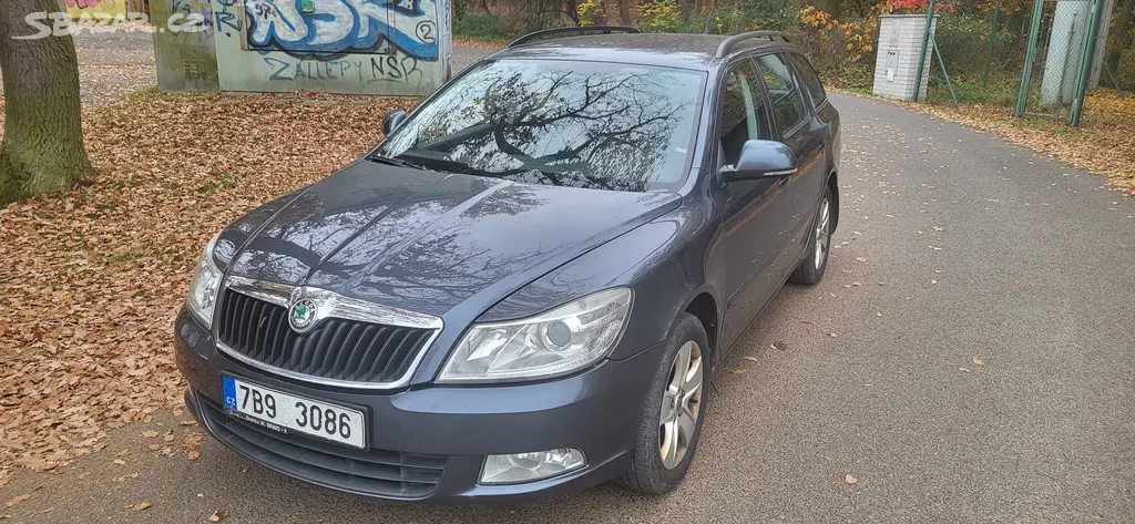 Škoda Octavia combi 1.6i 75kW Elegance 2011 CZ-TOP - fotka 4