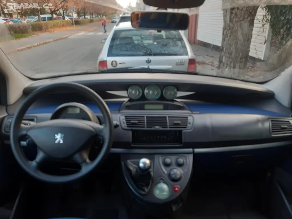 Peugeot 807 2.0 HDI - fotka 6