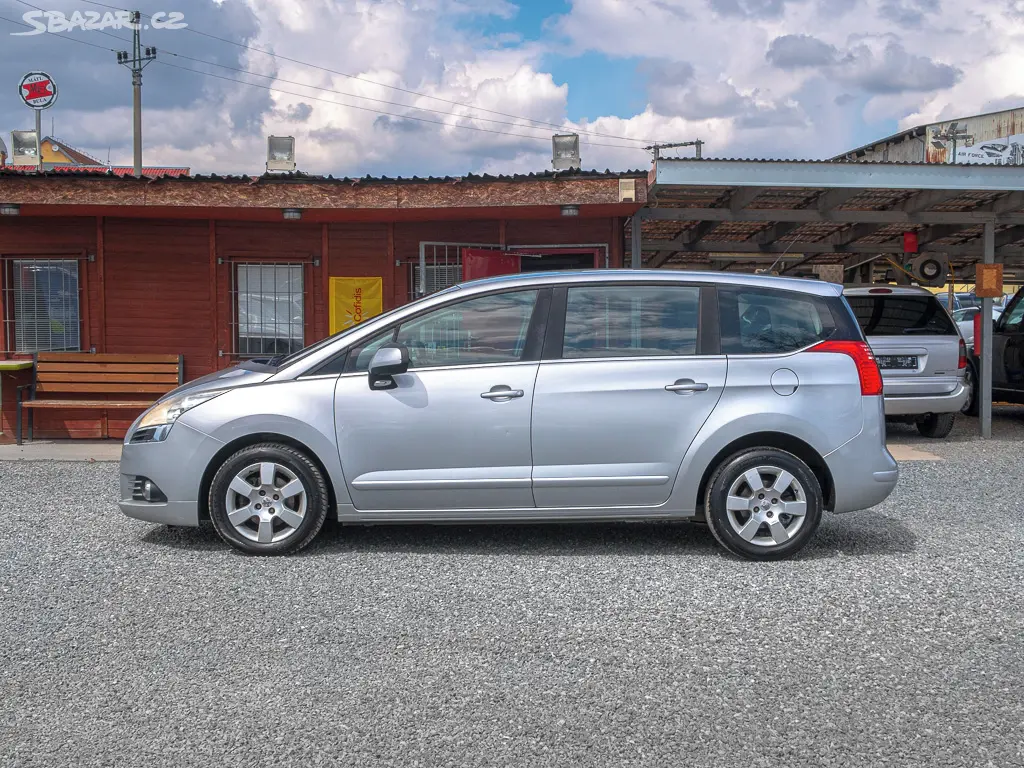 Peugeot 5008 1.6HDI DIGI