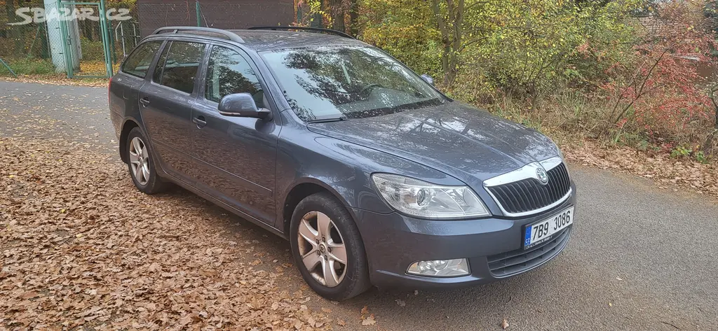 Škoda Octavia combi 1.6i 75kW Elegance 2011 CZ-TOP - fotka 2