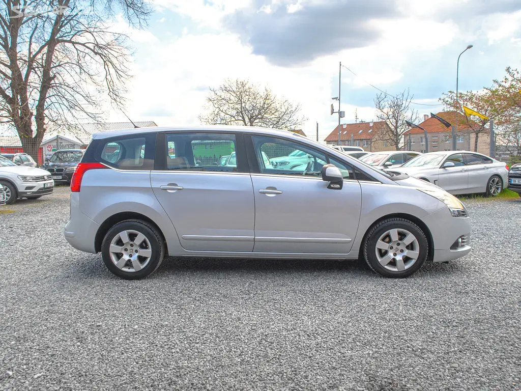 Peugeot 5008 1.6HDI DIGI - fotka 2