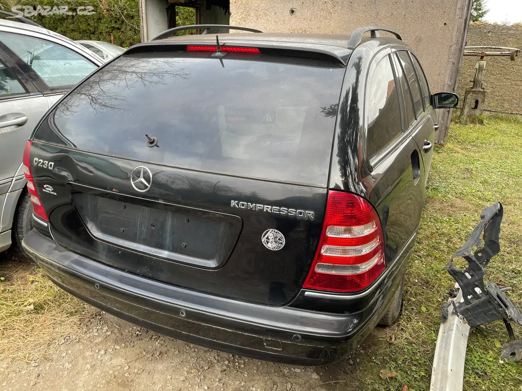 Mercedes benz W203 1,8i kompressor facelift. - fotka 3