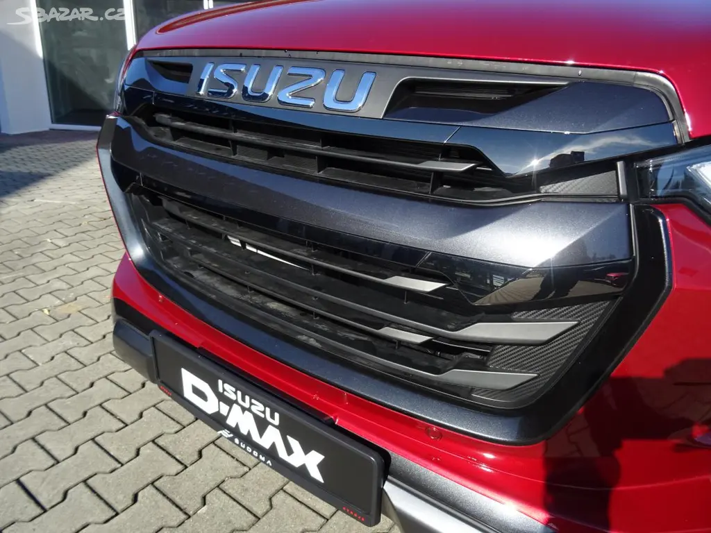 Isuzu D-Max, V-Cross Double Cab 4x4 A/T - fotka 5