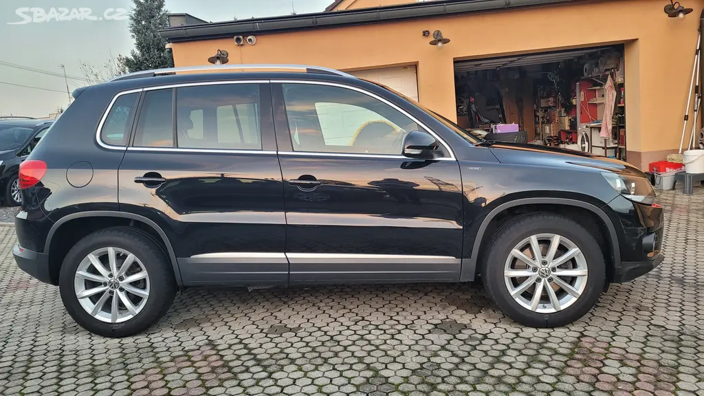 VW Tiguan 2,0 TDi 110kW Lounge r.v.2016 - fotka 4