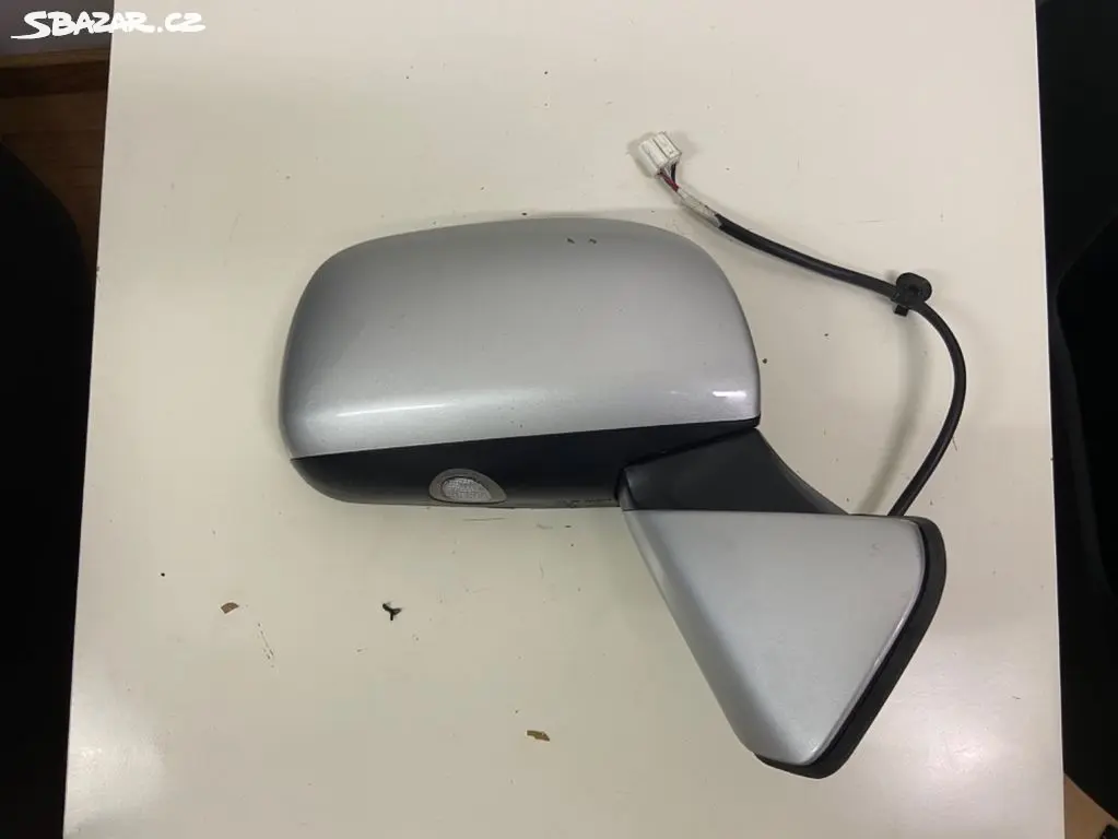 Toyota Verso zrcátko - fotka 3