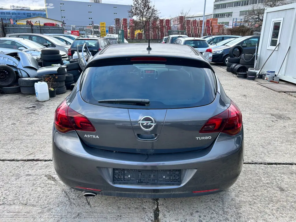 Opel Astra, 1,4 Innovation - fotka 6