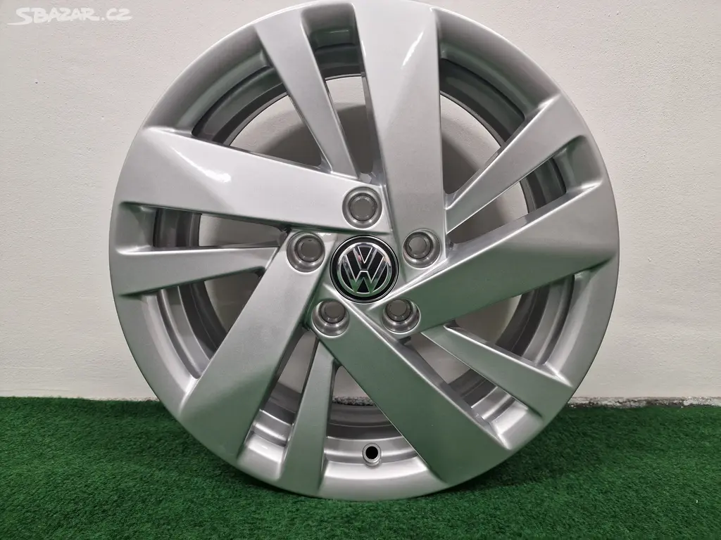 VW Polo  Alu kola 15  Originál  2G0601025BB Ronda