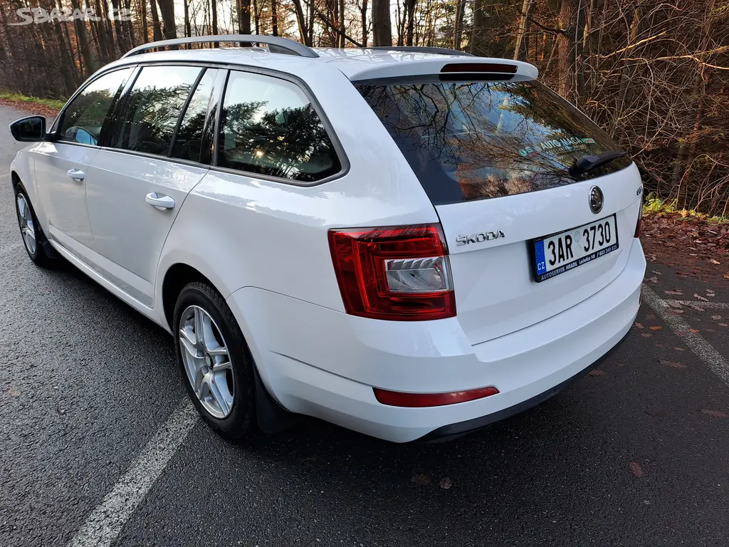 Škoda Octavia III 2,0 TDI, 110 kW, 151000 km - fotka 6