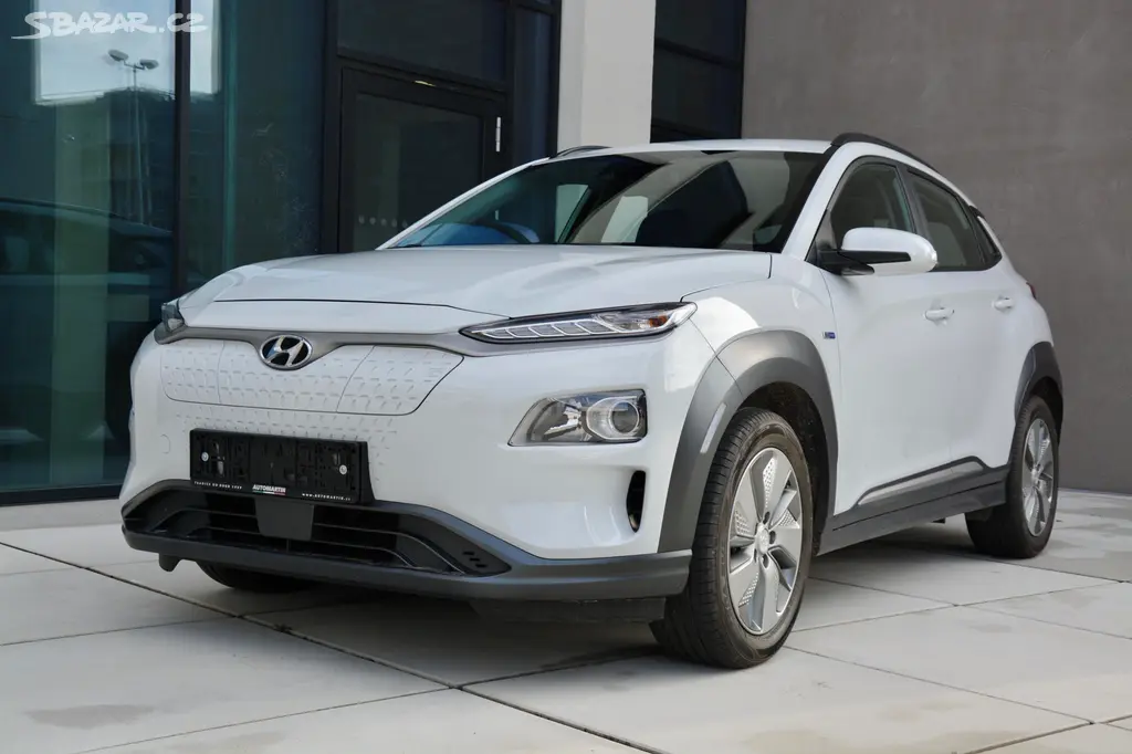 Hyundai KONA EV ELEKTRIC 100Kw 1 MAJITEL KAMERA