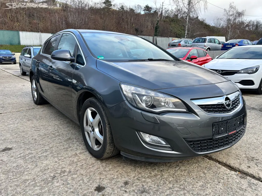 Opel Astra, 1,4 Innovation - fotka 3