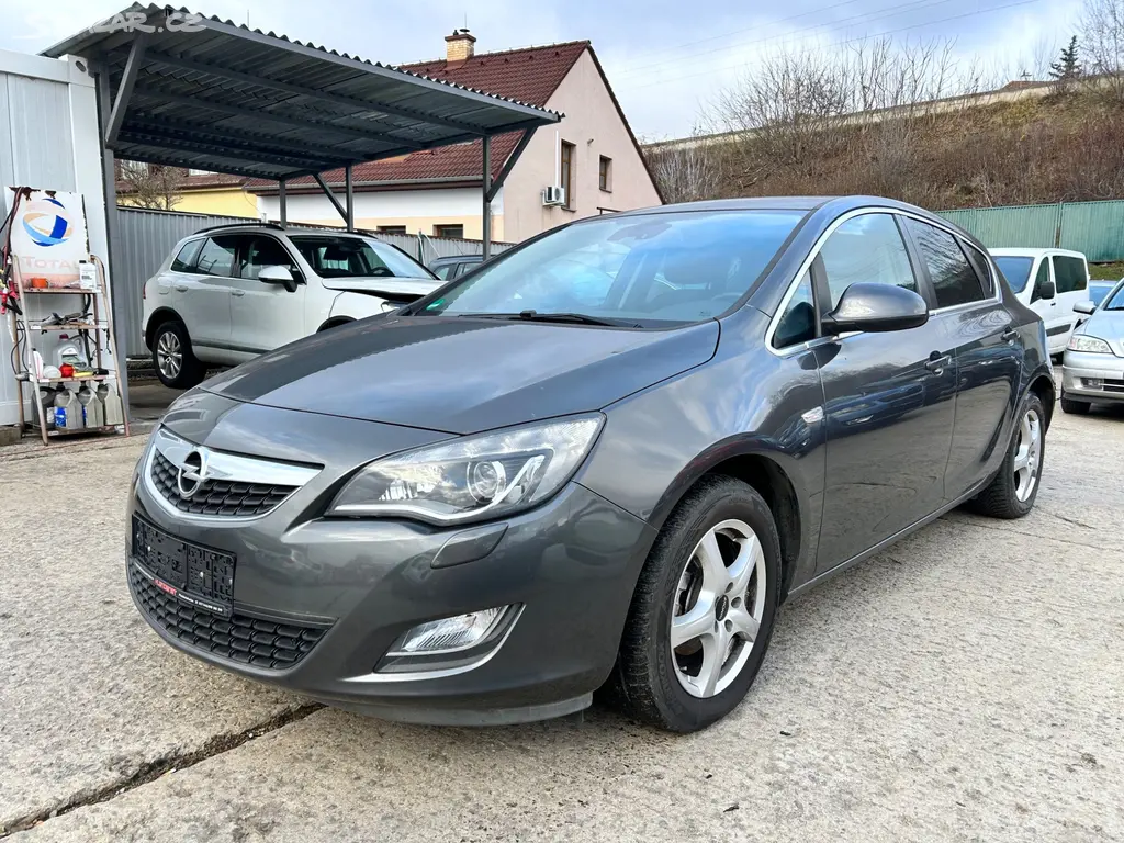 Opel Astra, 1,4 Innovation