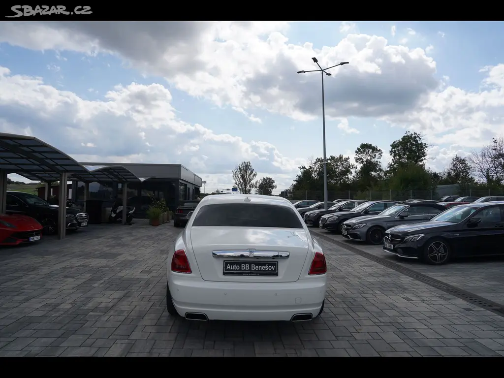 Rolls-Royce Ghost, 6.75i V12 570 PS - fotka 5
