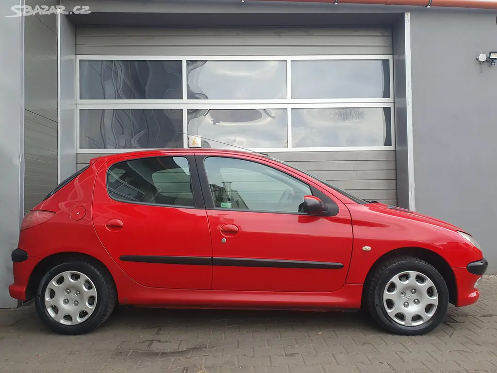 Peugeot 206 1,1i 5dv Koupené v ČR DEFEND LOCK - fotka 2