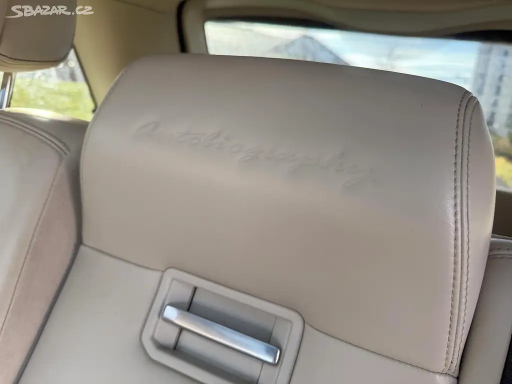 Land Rover Range Rover 4,4 V8 Autobiography - fotka 6