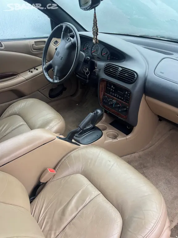Chrysler Sebring cabrio 1999 Amerika najeto 77 000 - fotka 4