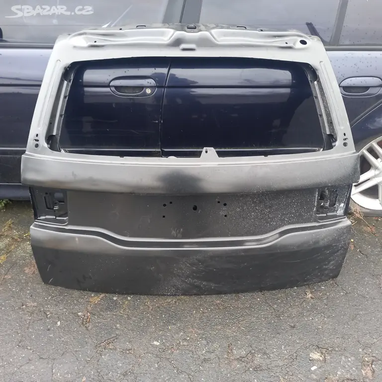 Land rover discovery zadni dvere