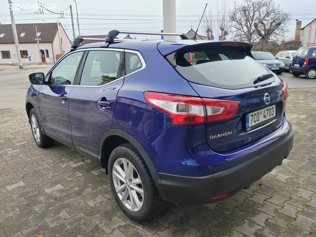 Nissan Qashqai, 1.6 DCI 96KW, Manuál - fotka 4