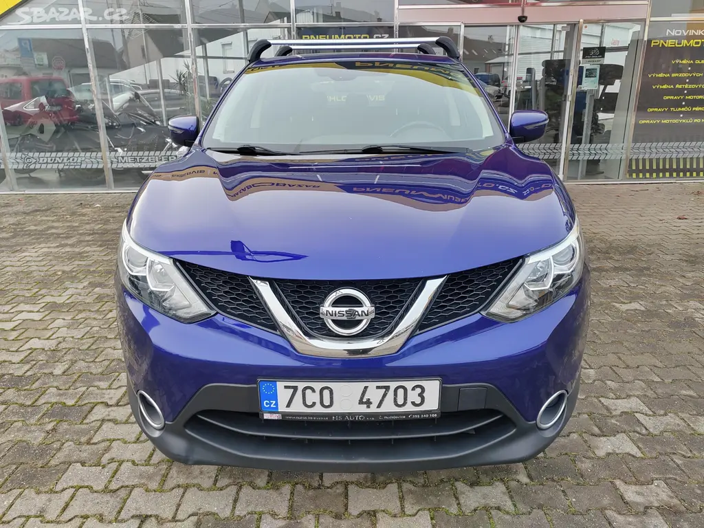 Nissan Qashqai, 1.6 DCI 96KW, Manuál - fotka 2