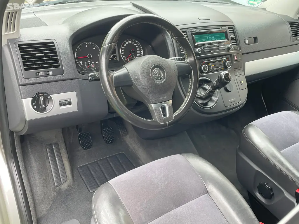 VW Multivan T5 103kw MATCH edition BEIGE ALCANTARA - fotka 4