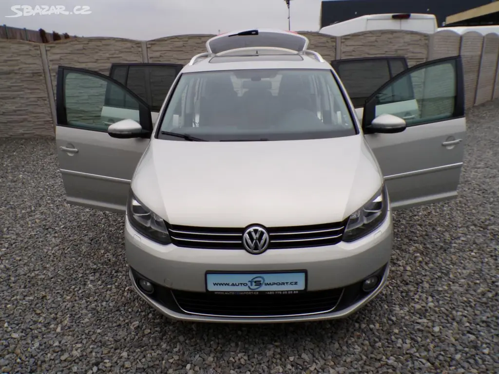 Volkswagen Touran 1.4TSi HIGHLINE DSG/CNG/XENON! - fotka 2