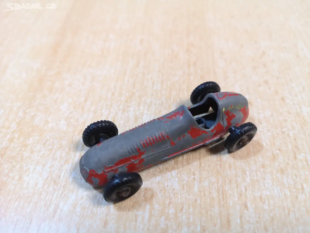 Modèle Réduit Matchbox Maserati 4 CLT/1948 Couleur Jaune Rare - Échelle 1:63, Boîte ABB