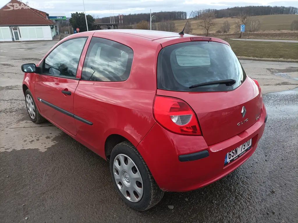 Renault clio - fotka 4