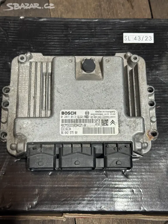 Náhled: Peugeot / Citroen jednotka motoru Bosch