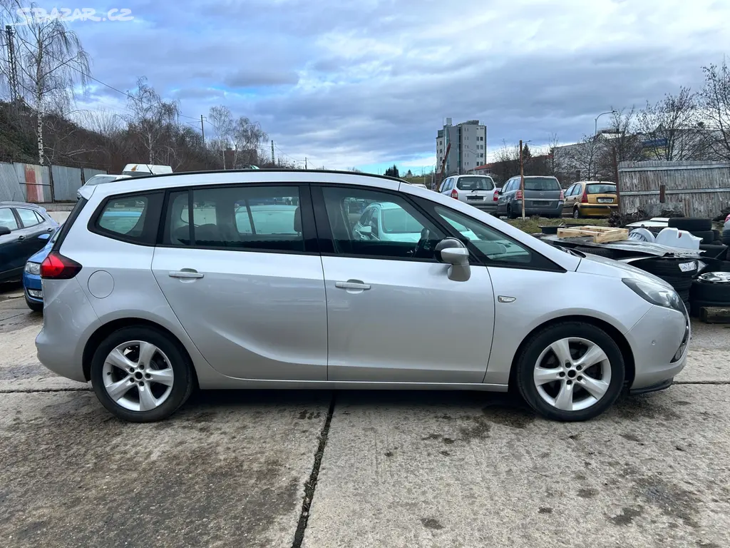 Opel Zafira, C Tourer - fotka 4
