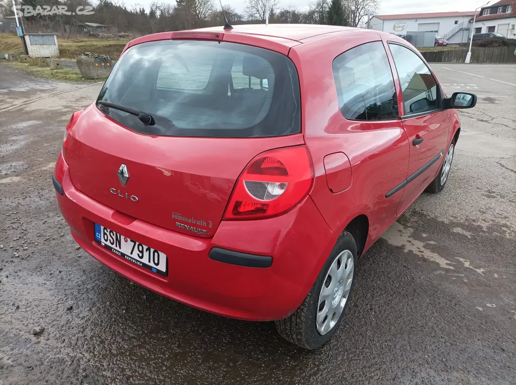 Renault clio - fotka 3