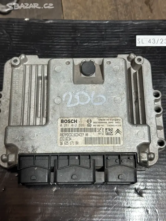 Náhled: Peugeot / Citroen jednotka motoru Bosch