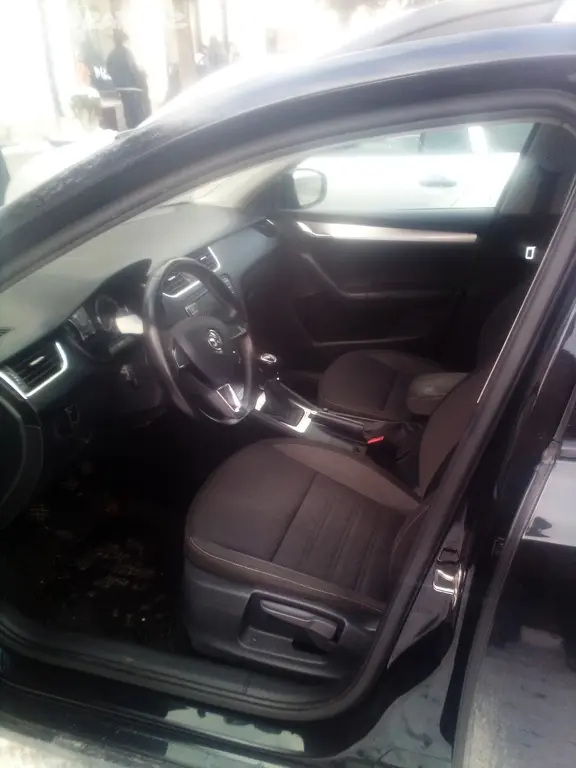 Škoda Octavia Combi 1.6 i, odečet DPH, nová Stk - fotka 6
