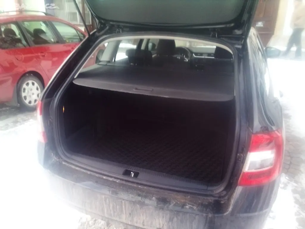 Škoda Octavia Combi 1.6 i, odečet DPH, nová Stk - fotka 5