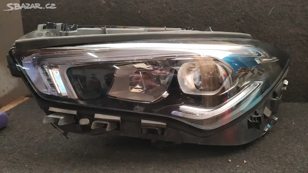 Náhled: MERCEDES BENZ W118 CLA A1189062500 SVĚTLOMET