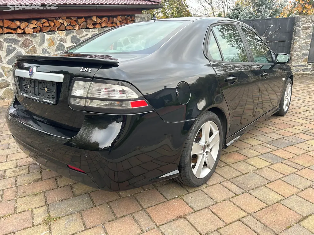 Saab 9-3 Sport-sedan 1,8t 110kW VECTOR - fotka 3