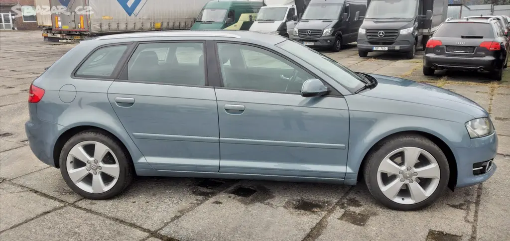AUDI A3 8P Sportback 1,2 TFSI 2012 - fotka 4