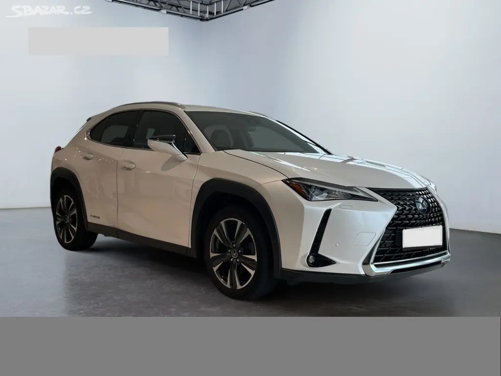 Lexus UX 250h 2.0 Hybrid Amazing Edition - 184 PS - fotka 3